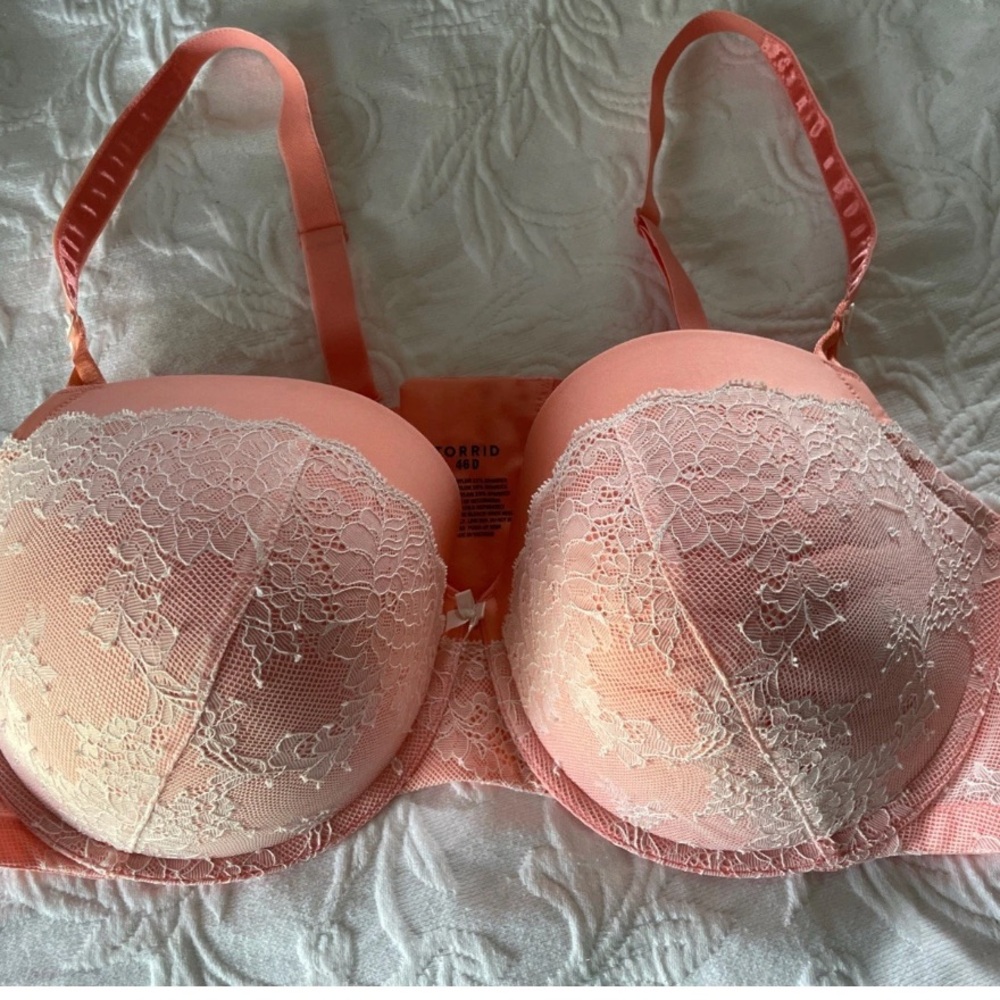 Torrid Push Up Demi Bra 46D Underwire Peach Coral Lace Floral